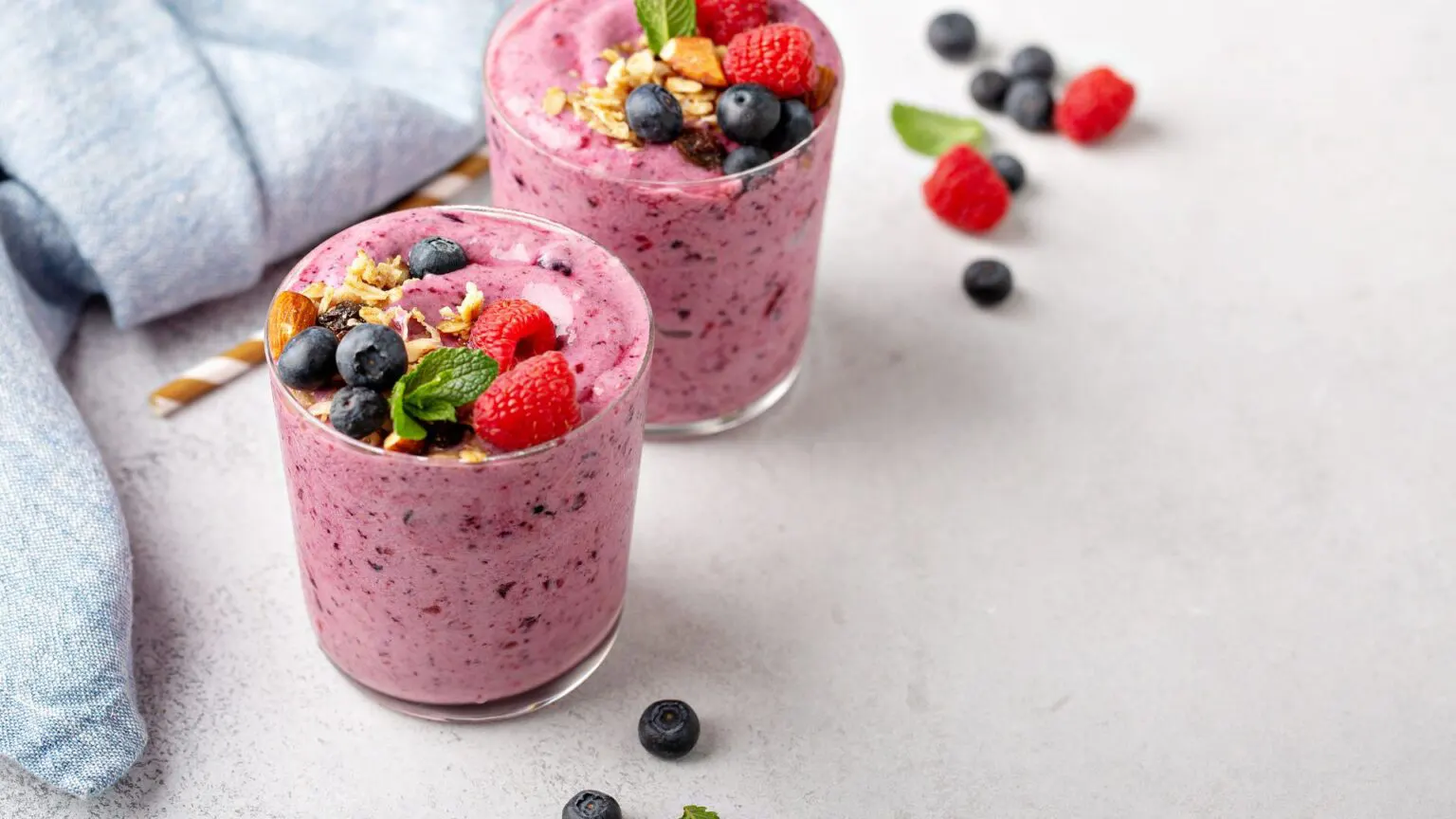Blueberry-and-Grape-Smoothie Blueberry-and-Grape-Smoothie