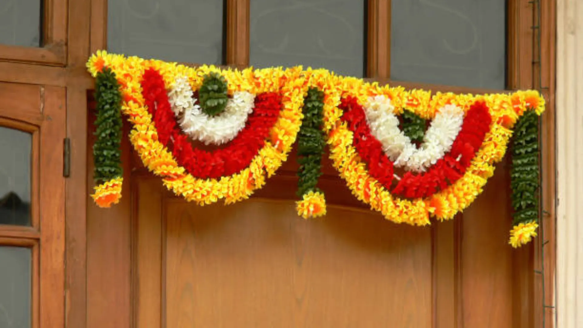 Floral-Decorations Floral-Decorations