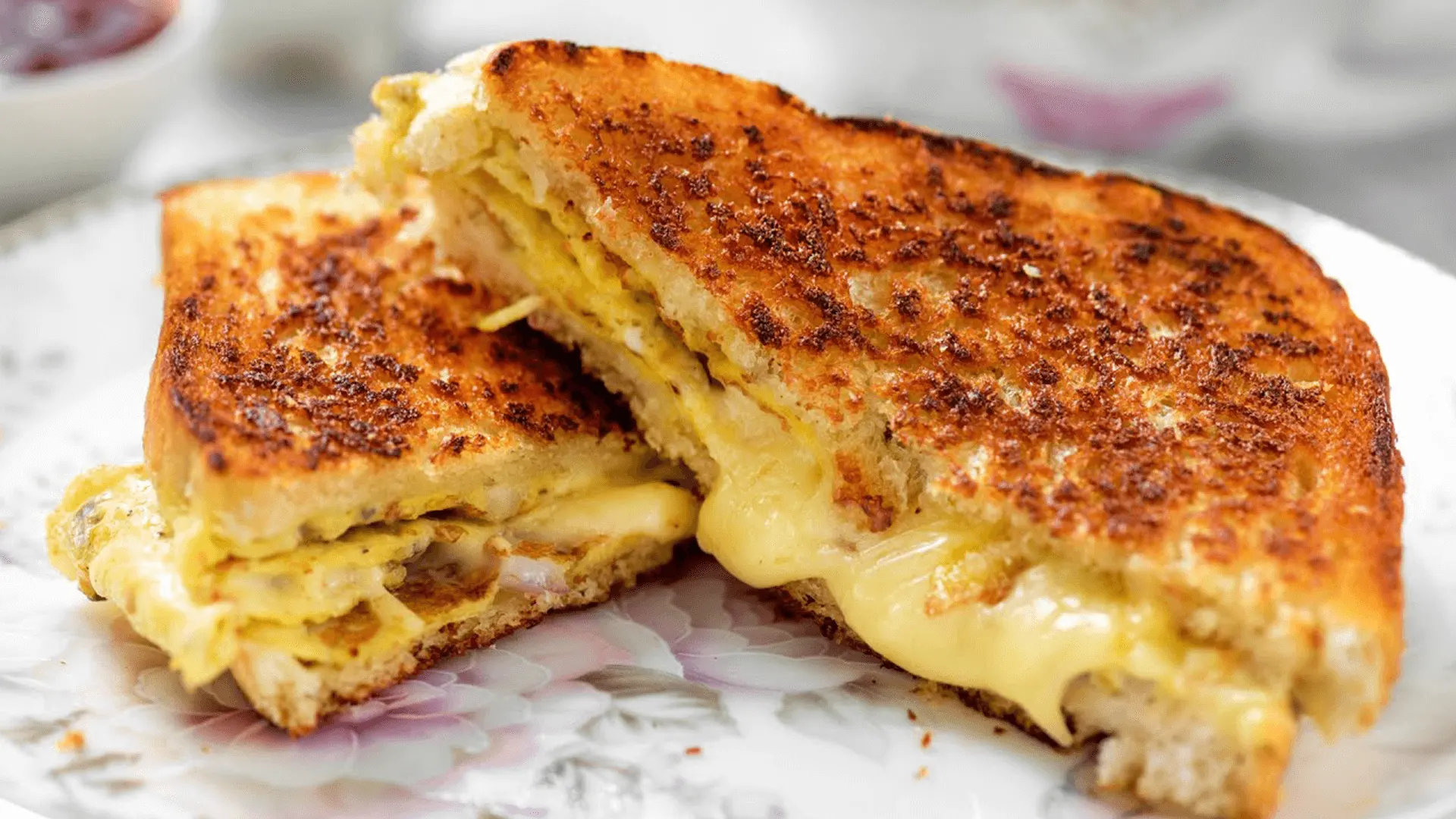 Sandwich-breakfast-recipes-with-bread-and-egg Sandwich-breakfast-recipes-with-bread-and-egg